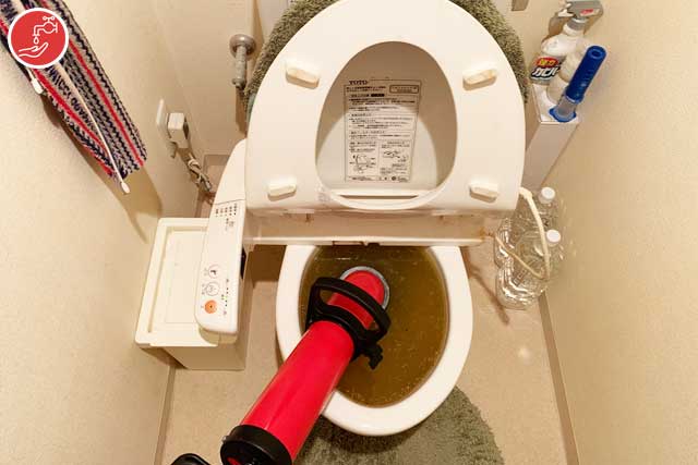 トイレつまりローポンプ作業事例-奈良市芝辻町