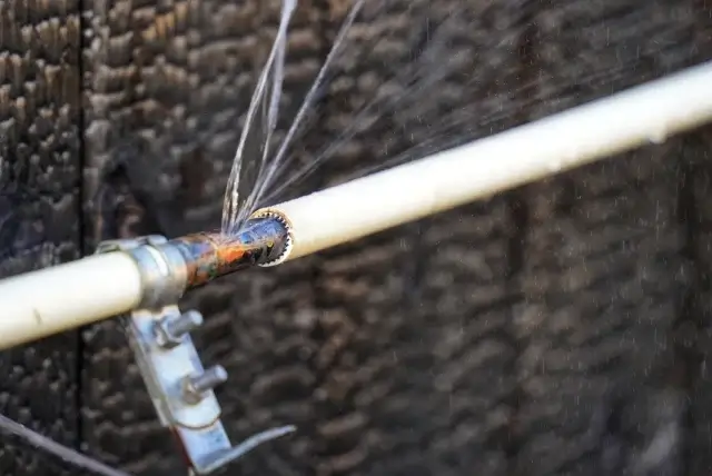 トイレの下水臭を放置するとどのようなリスクがあるか