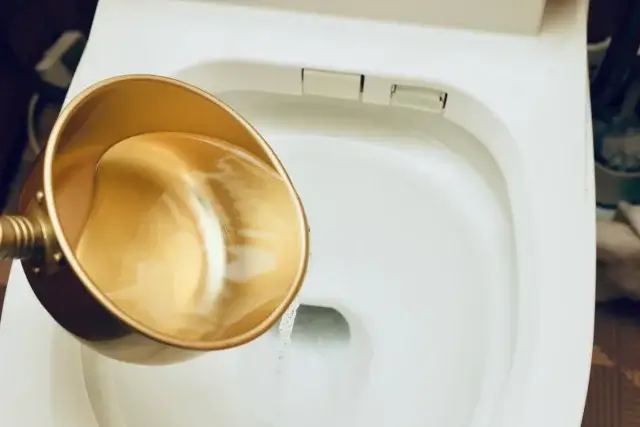 自分でできるトイレつまりの応急処置と解消法