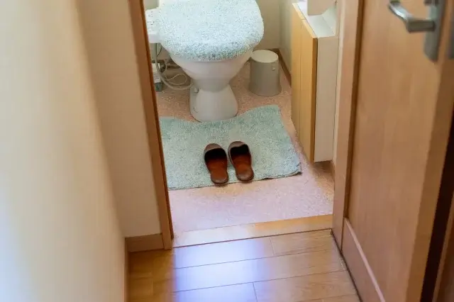 給水管や止水栓など水まわりの接続部から水漏れする原因は？